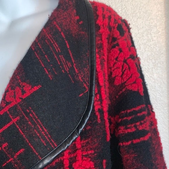 SIMON CHANG wool coat, Red/black great texture shawl collar leather trim 10 EUC - Picture 7 of 17